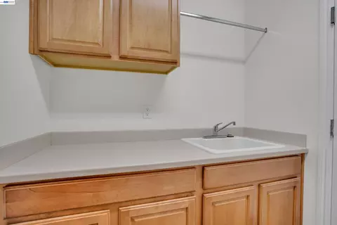 Other - 2472 Shadow Berry Dr, Manteca, CA 95336 photo 7 of 11