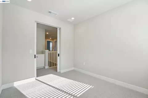 Bedroom - 798 Abagail Pl, Walnut Creek, CA 94598 photo 4 of 8