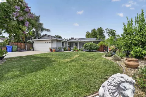 1249 Duffy Way, Brentwood, CA 94513