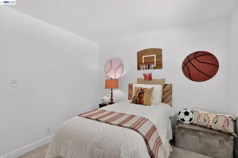 Bedroom - 3436 Thunderbird Dr, Concord, CA 94520 photo 5 of 8
