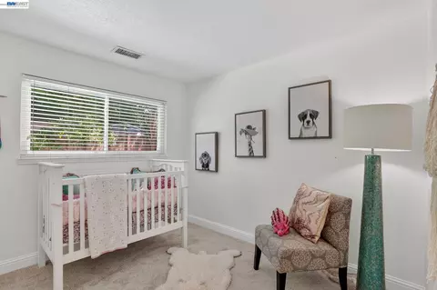 Bedroom - 3436 Thunderbird Dr, Concord, CA 94520 photo 6 of 8
