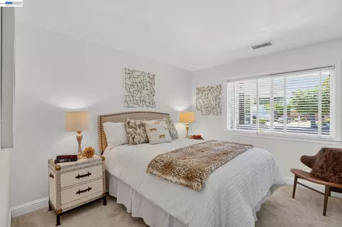 Bedroom - 3436 Thunderbird Dr, Concord, CA 94520 photo 1 of 8