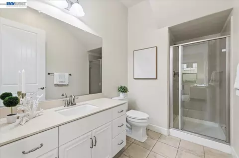 Bath - 3135 Central Pkwy, Dublin, CA 94568 photo 5 of 5