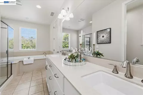 Bath - 3135 Central Pkwy, Dublin, CA 94568 photo 1 of 5
