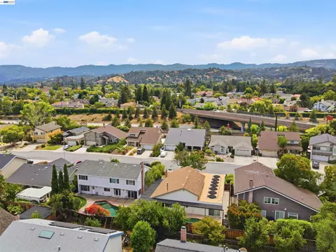 View/Area - 7629 Elderwood Ct, Cupertino, CA 95014 photo 8 of 9