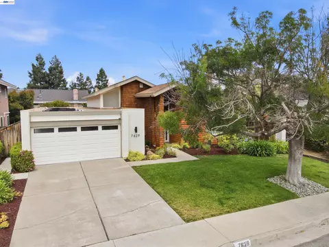 Exterior - 7629 Elderwood Ct, Cupertino, CA 95014 photo 14 of 16