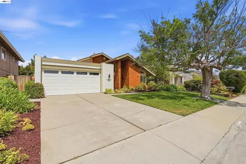 Exterior - 7629 Elderwood Ct, Cupertino, CA 95014 photo 4 of 16