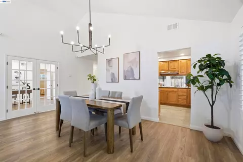 Dining - 7629 Elderwood Ct, Cupertino, CA 95014 photo 3 of 4