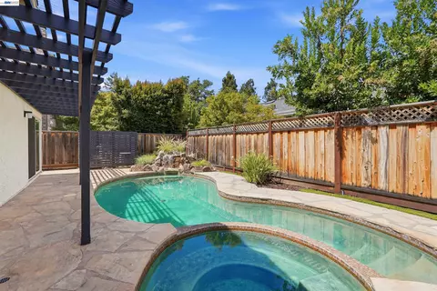 Exterior - 7629 Elderwood Ct, Cupertino, CA 95014 photo 11 of 16