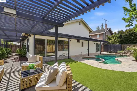 Exterior - 7629 Elderwood Ct, Cupertino, CA 95014 photo 9 of 16