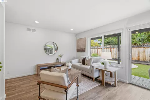 Living - 7629 Elderwood Ct, Cupertino, CA 95014 photo 2 of 3