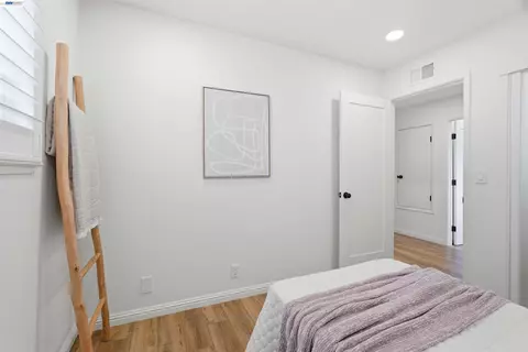 Bedroom - 7629 Elderwood Ct, Cupertino, CA 95014 photo 5 of 8