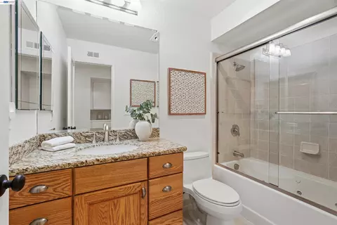 Bath - 7629 Elderwood Ct, Cupertino, CA 95014 photo 2 of 4