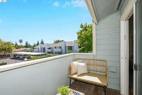 Exterior - 94 Elder Dr #B, Pacheco, CA 94553 photo 1 of 9