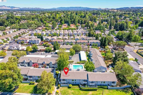 View/Area - 94 Elder Dr #B, Pacheco, CA 94553 photo 4 of 8