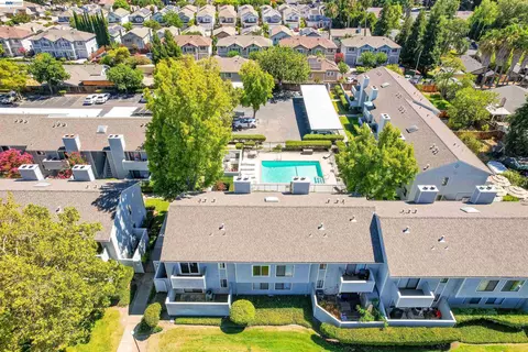 View/Area - 94 Elder Dr #B, Pacheco, CA 94553 photo 7 of 8