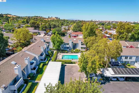 View/Area - 94 Elder Dr #B, Pacheco, CA 94553 photo 1 of 8