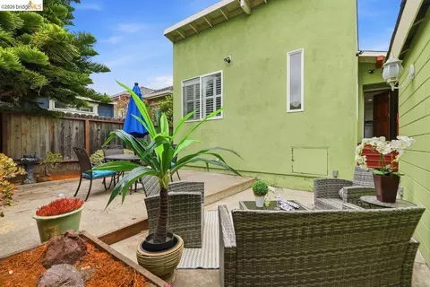 Exterior - 2840 Stanton St, Berkeley, CA 94702 photo 13 of 13
