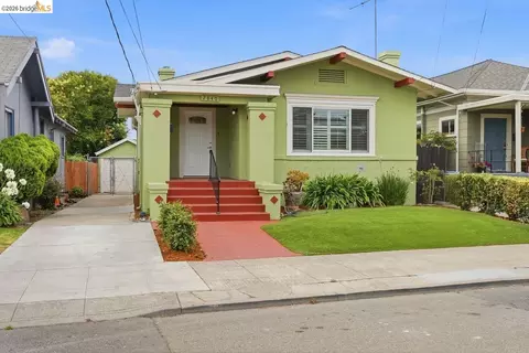 Exterior - 2840 Stanton St, Berkeley, CA 94702 photo 6 of 13