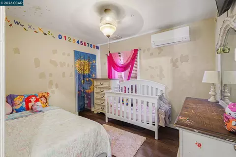 Bedroom - 1110 Laurel Ave, Pittsburg, CA 94565 photo 2 of 2