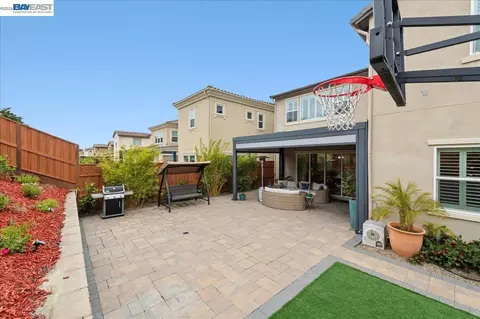 Exterior - 2730 Mount Dana Dr, Dublin, CA 94568 photo 6 of 12