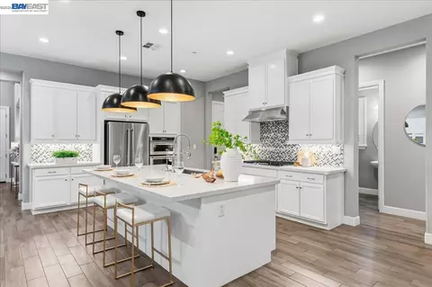 Kitchen - 2730 Mount Dana Dr, Dublin, CA 94568 photo 4 of 5