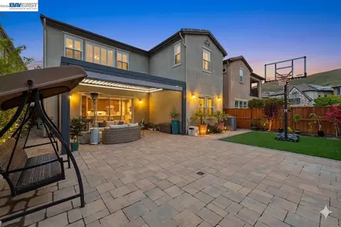 Exterior - 2730 Mount Dana Dr, Dublin, CA 94568 photo 8 of 12
