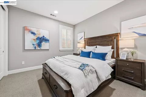 Bedroom - 2730 Mount Dana Dr, Dublin, CA 94568 photo 7 of 10
