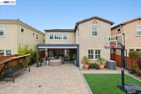 Exterior - 2730 Mount Dana Dr, Dublin, CA 94568 photo 5 of 12