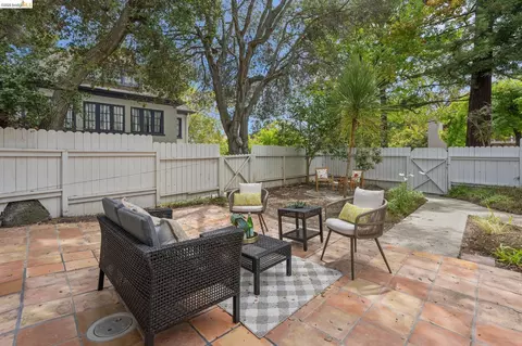Exterior - 1849 Arch St #A, Berkeley, CA 94709 photo 5 of 6