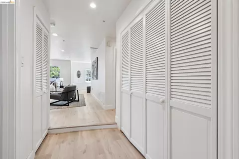 Entry Way - 1849 Arch St #A, Berkeley, CA 94709 photo 3 of 3