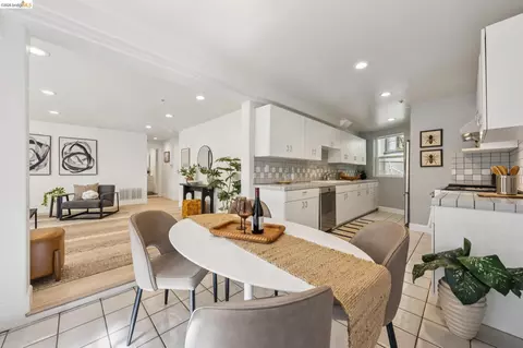 Dining - 1849 Arch St #A, Berkeley, CA 94709 photo 2 of 3