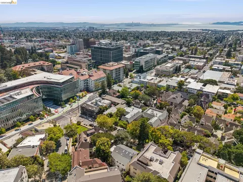 View/Area - 1849 Arch St #A, Berkeley, CA 94709 photo 2 of 7