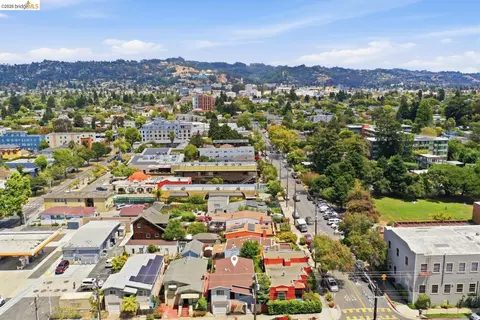 View/Area - 2081 Bonar St, Berkeley, CA 94702 photo 3 of 3
