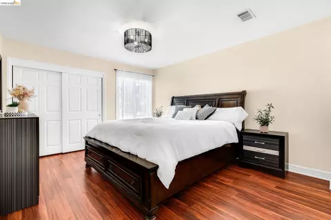Bedroom - 3917 Pacheco Blvd, Martinez, CA 94553 photo 1 of 3