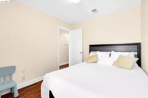Bedroom - 3917 Pacheco Blvd, Martinez, CA 94553 photo 3 of 3