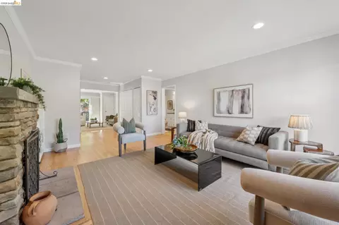 Living - 1036 Spring Ct, Hayward, CA 94542 photo 1 of 4
