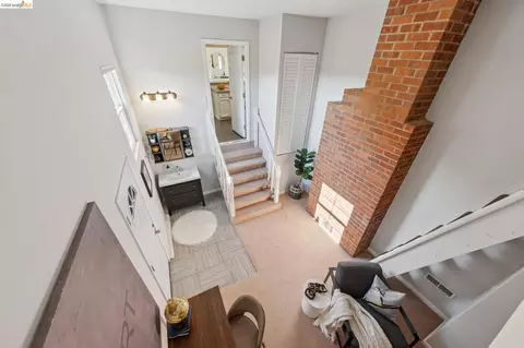 Entry Way - 1036 Spring Ct, Hayward, CA 94542 photo 1 of 1