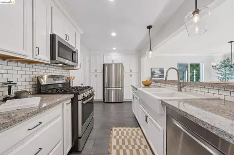 Kitchen - 1036 Spring Ct, Hayward, CA 94542 photo 4 of 4