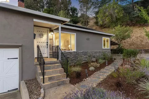 Exterior - 1036 Spring Ct, Hayward, CA 94542 photo 3 of 11