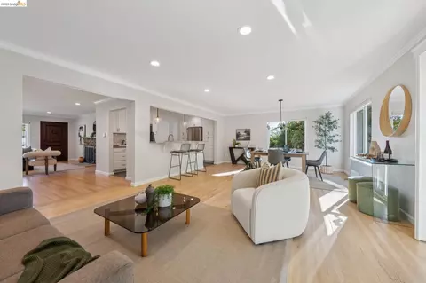 Living - 1036 Spring Ct, Hayward, CA 94542 photo 4 of 4