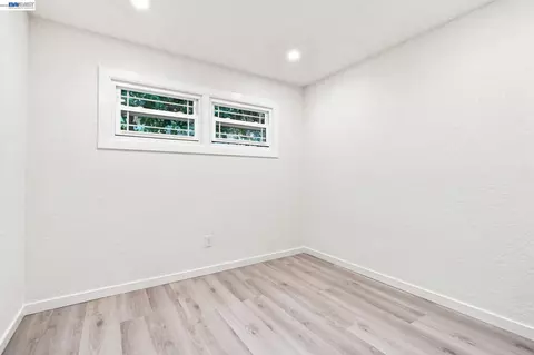 Bedroom - 931 Hargus Ave, Vallejo, CA 94591 photo 3 of 10