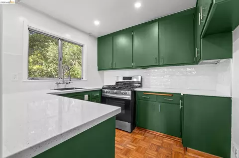 Kitchen - 1730 Highland Pl #1, Berkeley, CA 94709 photo 3 of 6