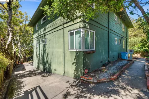 Exterior - 1730 Highland Pl #1, Berkeley, CA 94709 photo 3 of 5