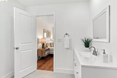 Bath - 235 Toledo Ct, Vallejo, CA 94591 photo 4 of 8
