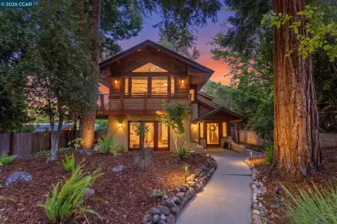 17460 Vineyard Rd, Castro Valley, CA 94546