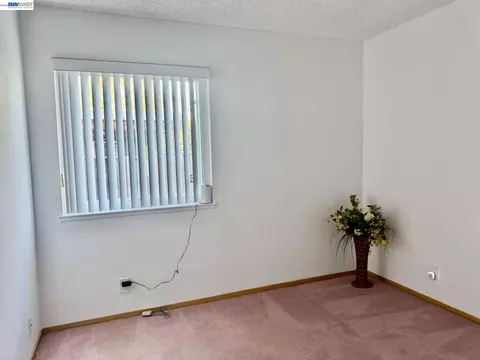 Bedroom - 1603 Morgan St, Mountain View, CA 94043 photo 2 of 3
