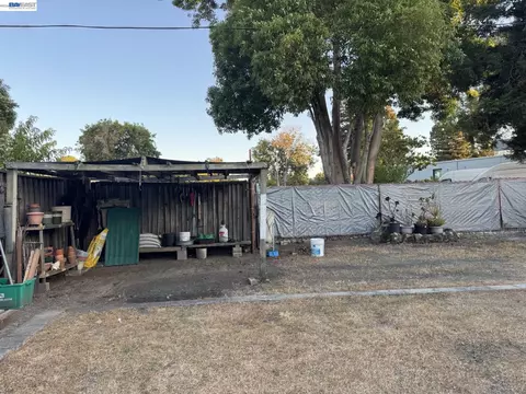 Exterior - 1603 Morgan St, Mountain View, CA 94043 photo 17 of 20