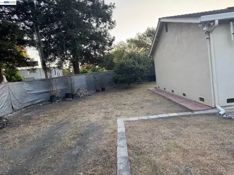 Exterior - 1603 Morgan St, Mountain View, CA 94043 photo 10 of 20