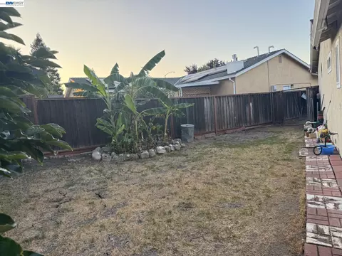 Exterior - 1603 Morgan St, Mountain View, CA 94043 photo 18 of 20